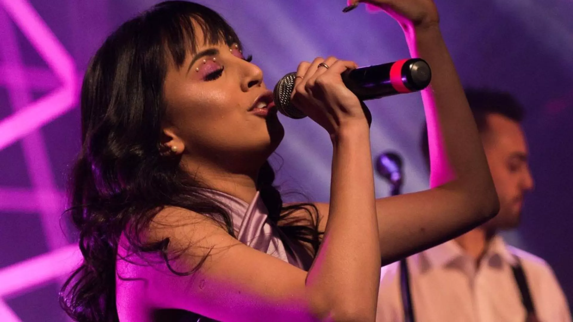 Luana Persíncula, con nuevo amor: la cantante confirmó romance con cantante  de cumbia con apasionado video - EL PAÍS Uruguay